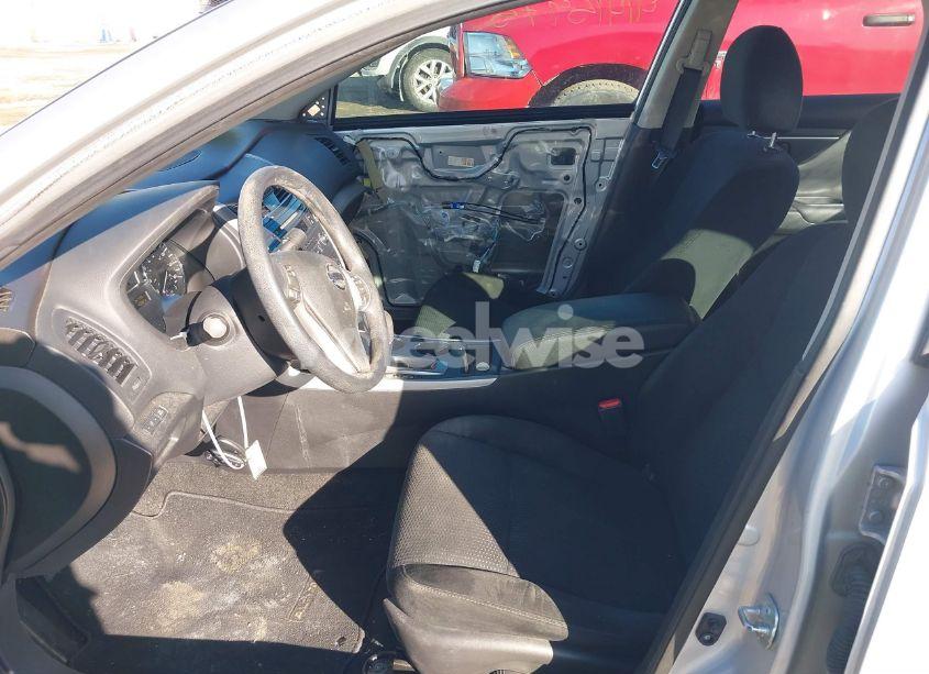 Photo 5 of 2015 Nissan Altima 2.5 S (VIN 1N4AL3AP9FC592746)