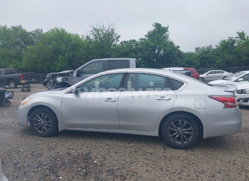 Photo 14 of 2015 Nissan Altima 2.5 S (VIN 1N4AL3AP9FC599003)