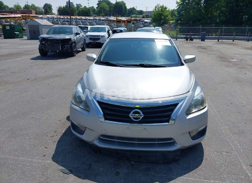 Photo 13 of 2015 Nissan Altima 2.5 S (VIN 1N4AL3AP9FN304289)