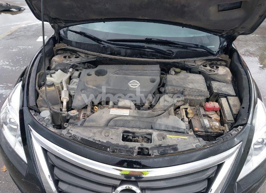 Photo 10 of 2015 Nissan Altima 2.5/2.5 S/2.5 SL/2.5 SV (VIN 1N4AL3AP9FN313252)