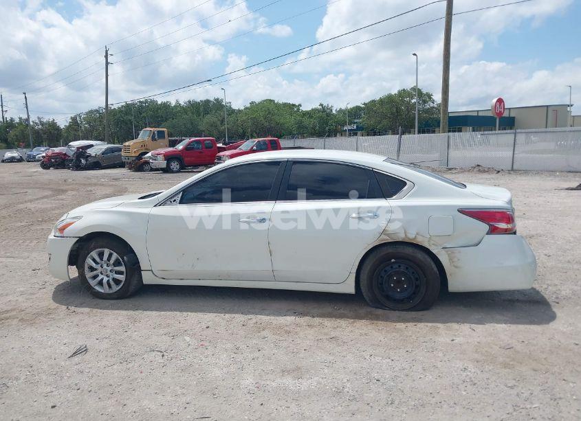 Photo 14 of 2015 Nissan Altima 2.5 S (VIN 1N4AL3AP9FN321531)
