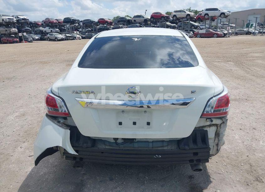 Photo 16 of 2015 Nissan Altima 2.5 S (VIN 1N4AL3AP9FN321531)