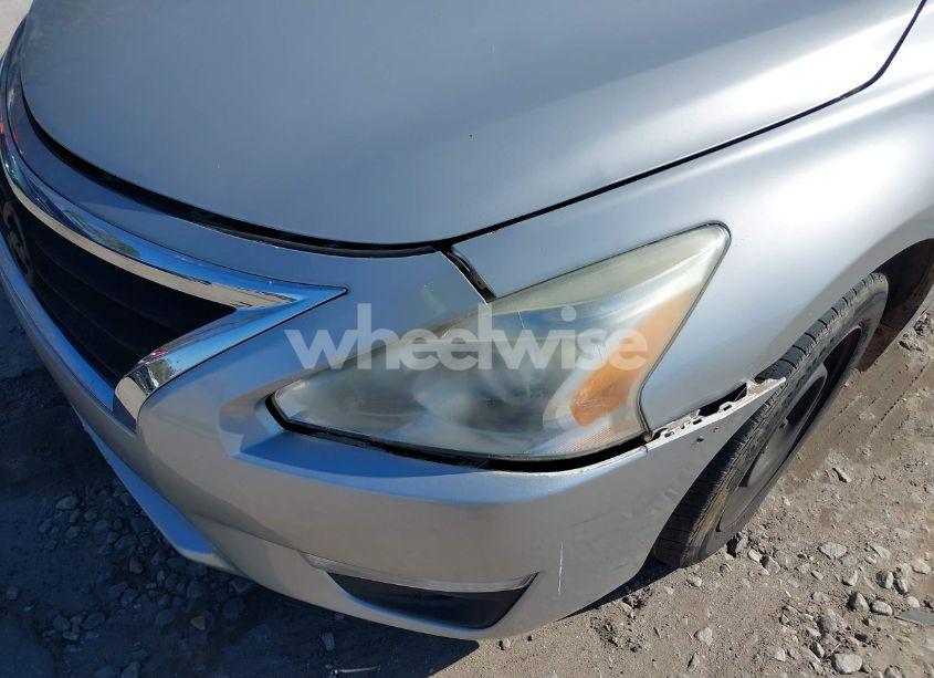 Photo 6 of 2015 Nissan Altima 2.5/2.5 S/2.5 SL/2.5 SV (VIN 1N4AL3AP9FN330956)