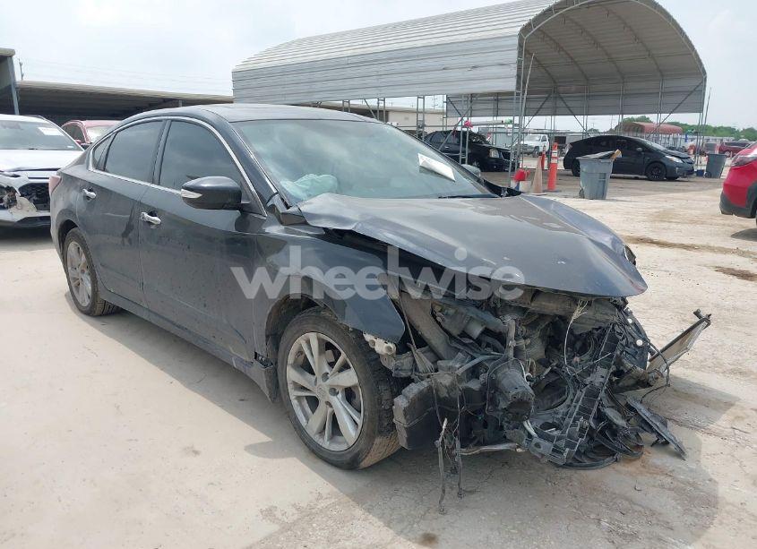 2015 Nissan Altima 2.5 SL (VIN 1N4AL3AP9FN343819) main photo