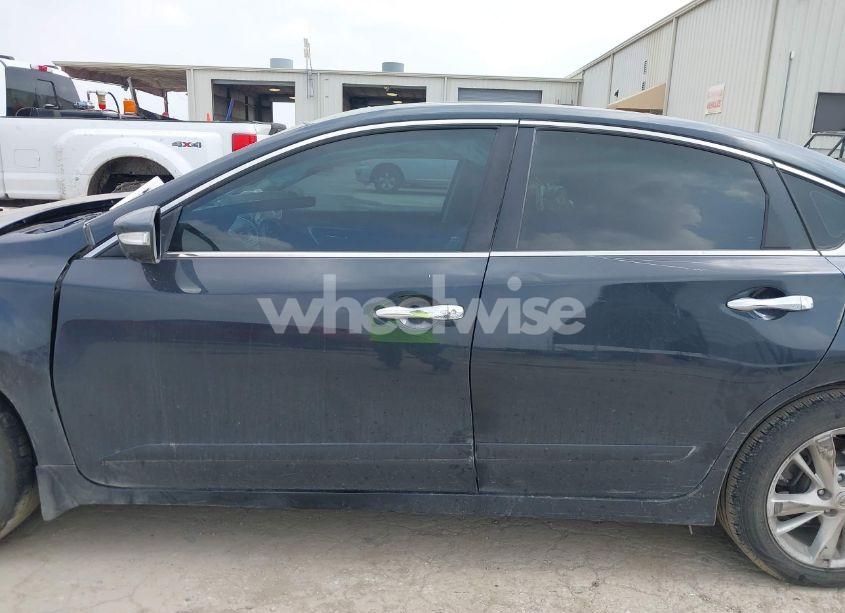 Photo 15 of 2015 Nissan Altima 2.5 SL (VIN 1N4AL3AP9FN343819)