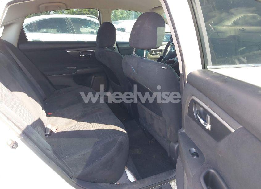 Photo 8 of 2015 Nissan Altima 2.5/2.5 S/2.5 SL/2.5 SV (VIN 1N4AL3AP9FN346249)