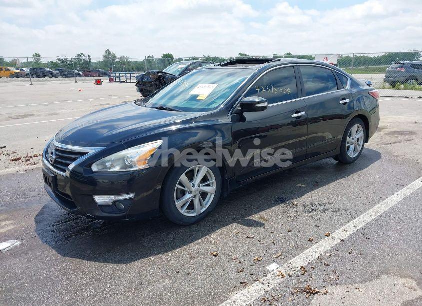 Photo 2 of 2015 Nissan Altima 2.5 SL (VIN 1N4AL3AP9FN349605)
