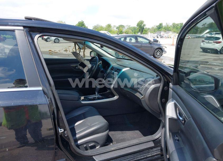 Photo 5 of 2015 Nissan Altima 2.5 SL (VIN 1N4AL3AP9FN349605)