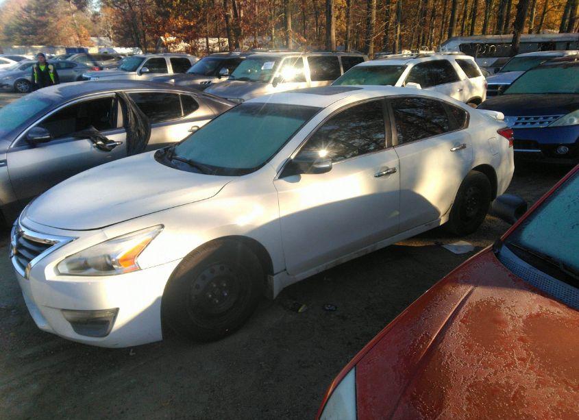 Photo 2 of 2015 Nissan Altima 2.5 SL (VIN 1N4AL3AP9FN352598)