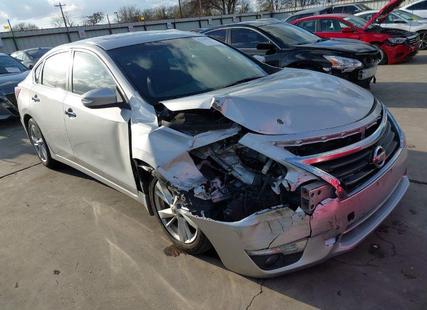 2015 Nissan Altima 2.5 SL (VIN 1N4AL3AP9FN353976) main photo