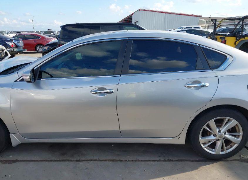 Photo 14 of 2015 Nissan Altima 2.5 SL (VIN 1N4AL3AP9FN353976)