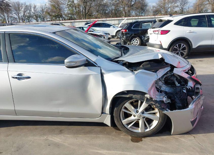 Photo 18 of 2015 Nissan Altima 2.5 SL (VIN 1N4AL3AP9FN353976)