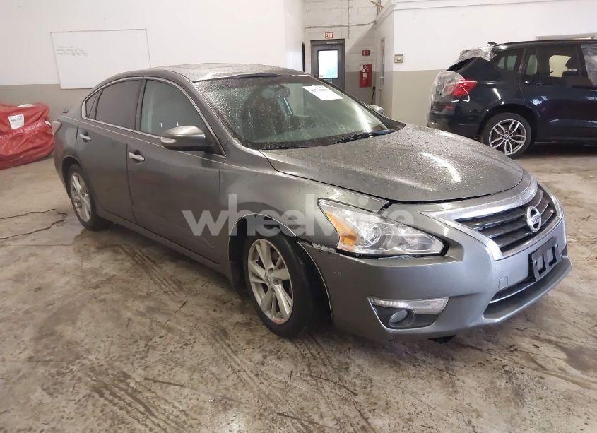2015 Nissan Altima 2.5 SL (VIN 1N4AL3AP9FN365982) main photo