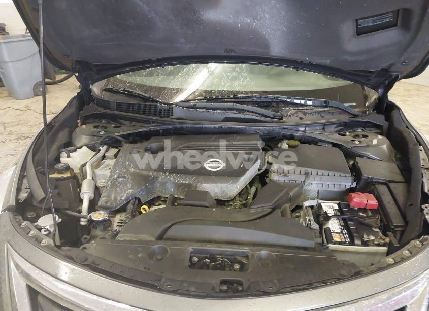 Photo 10 of 2015 Nissan Altima 2.5 SL (VIN 1N4AL3AP9FN365982)
