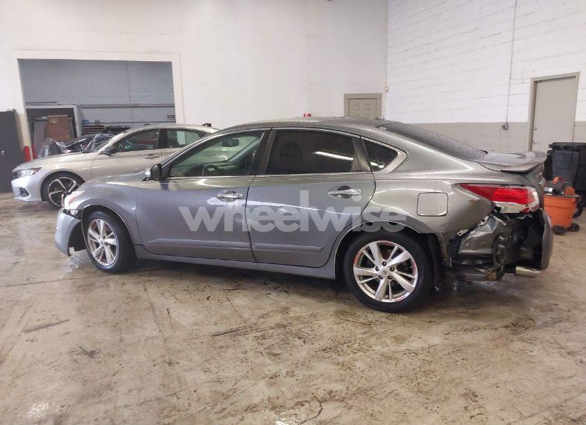 Photo 14 of 2015 Nissan Altima 2.5 SL (VIN 1N4AL3AP9FN365982)