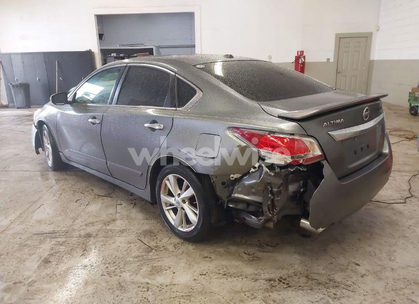 Photo 3 of 2015 Nissan Altima 2.5 SL (VIN 1N4AL3AP9FN365982)