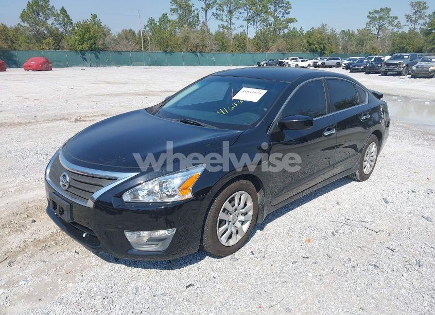 Photo 2 of 2015 Nissan Altima 2.5 S (VIN 1N4AL3AP9FN368834)