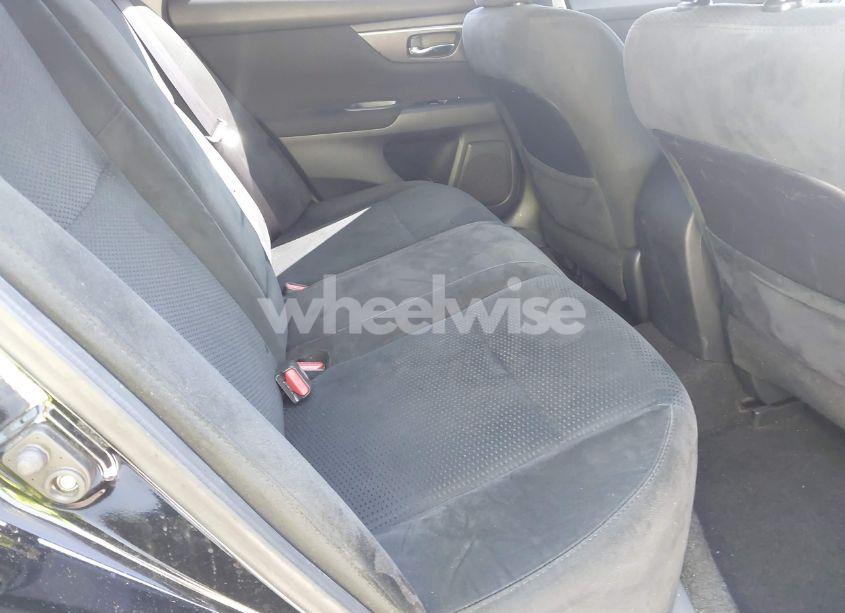 Photo 8 of 2015 Nissan Altima 2.5 S (VIN 1N4AL3AP9FN368834)
