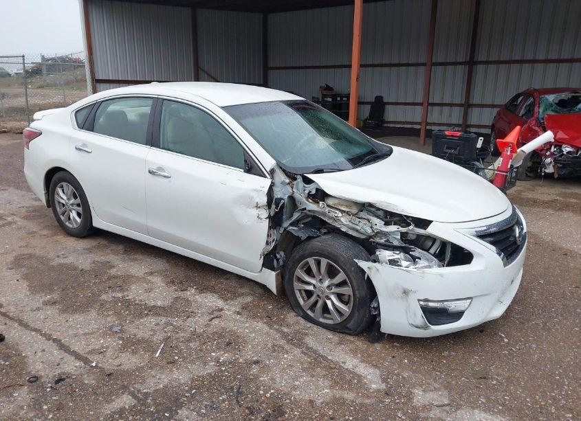 2015 Nissan Altima 2.5 S (VIN 1N4AL3AP9FN374097) main photo