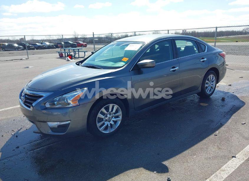 Photo 2 of 2015 Nissan Altima 2.5/2.5 S/2.5 SL/2.5 SV (VIN 1N4AL3AP9FN389523)