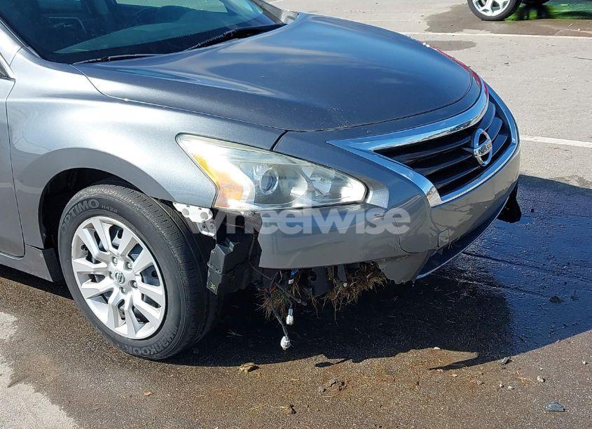 Photo 6 of 2015 Nissan Altima 2.5/2.5 S/2.5 SL/2.5 SV (VIN 1N4AL3AP9FN389523)