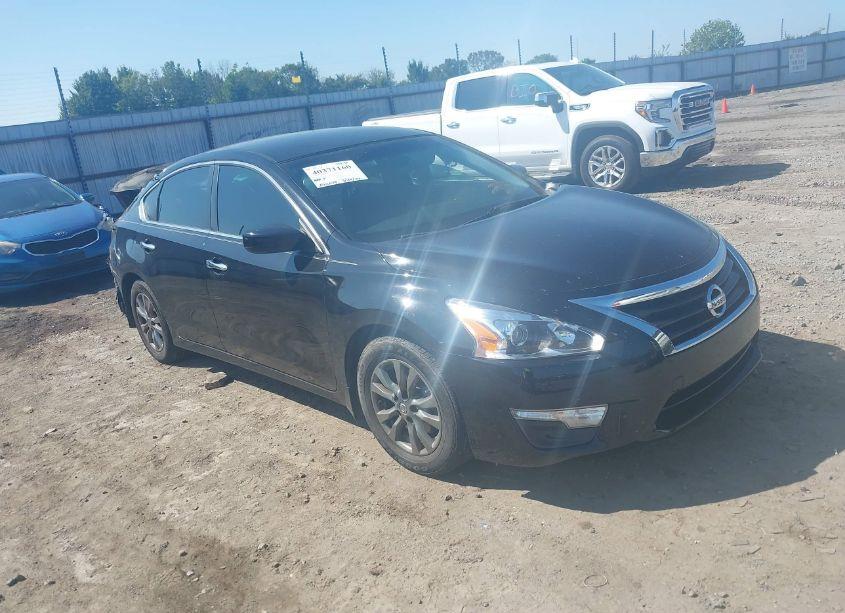 2015 Nissan Altima 2.5 S (VIN 1N4AL3AP9FN394642) main photo