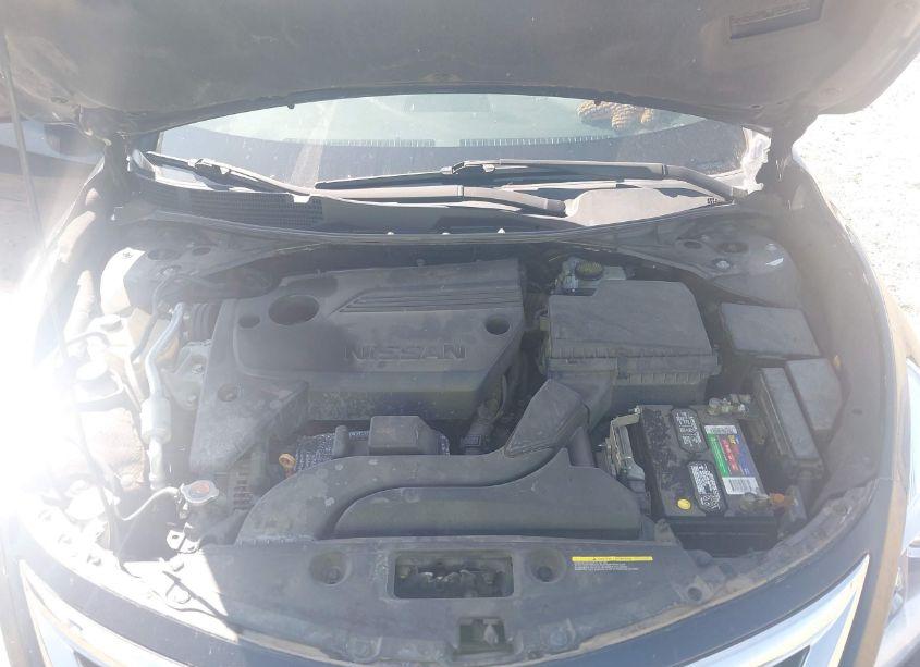 Photo 10 of 2015 Nissan Altima 2.5 S (VIN 1N4AL3AP9FN394642)