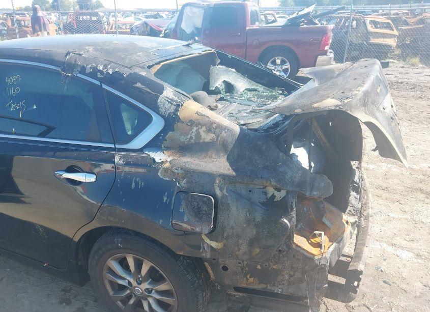 Photo 6 of 2015 Nissan Altima 2.5 S (VIN 1N4AL3AP9FN394642)