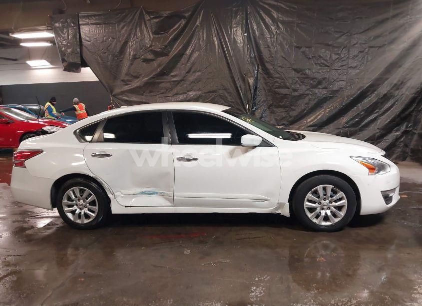 Photo 13 of 2015 Nissan Altima 2.5 S (VIN 1N4AL3AP9FN407633)