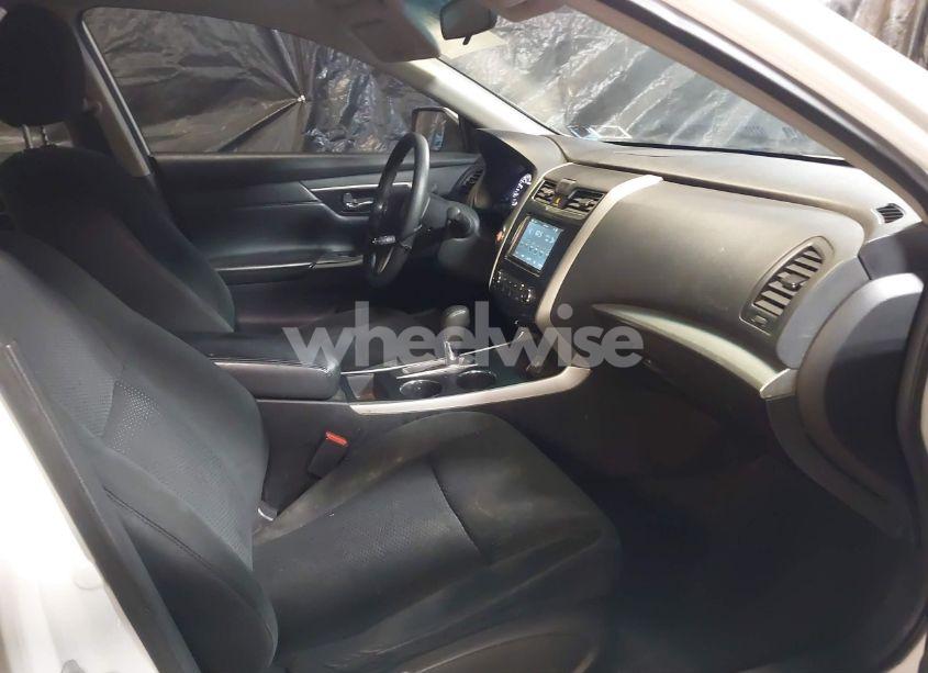 Photo 5 of 2015 Nissan Altima 2.5 S (VIN 1N4AL3AP9FN407633)