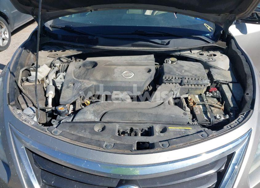 Photo 10 of 2015 Nissan Altima 2.5 S (VIN 1N4AL3AP9FN878231)