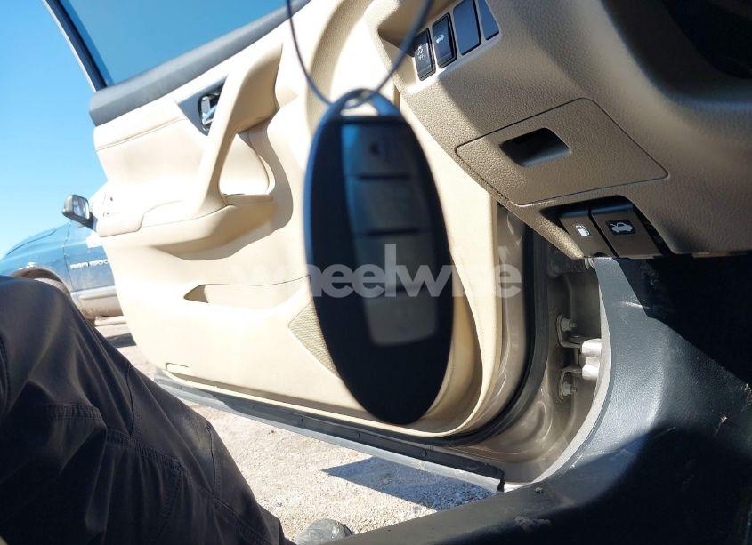 Photo 11 of 2015 Nissan Altima 2.5 S (VIN 1N4AL3AP9FN878231)