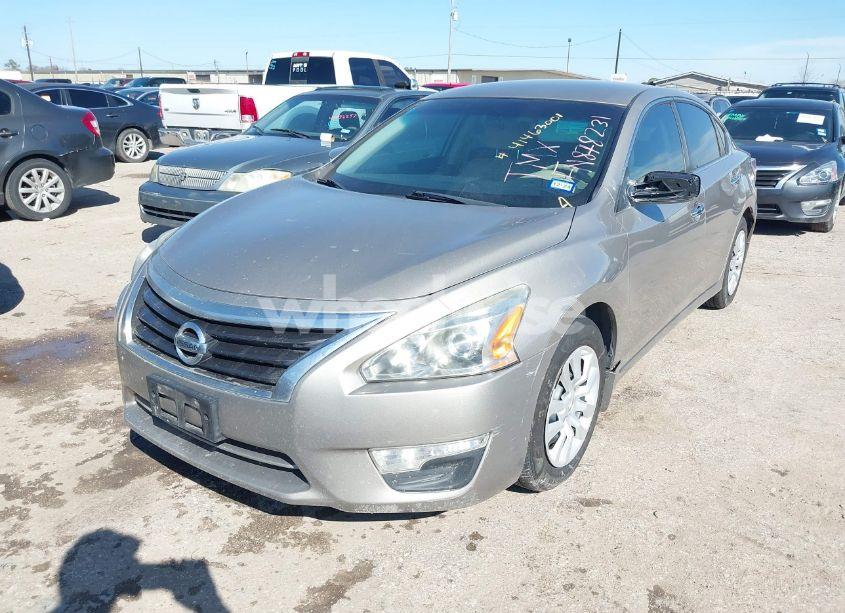 Photo 2 of 2015 Nissan Altima 2.5 S (VIN 1N4AL3AP9FN878231)