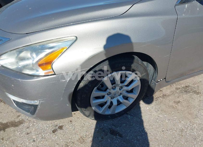 Photo 6 of 2015 Nissan Altima 2.5 S (VIN 1N4AL3AP9FN878231)