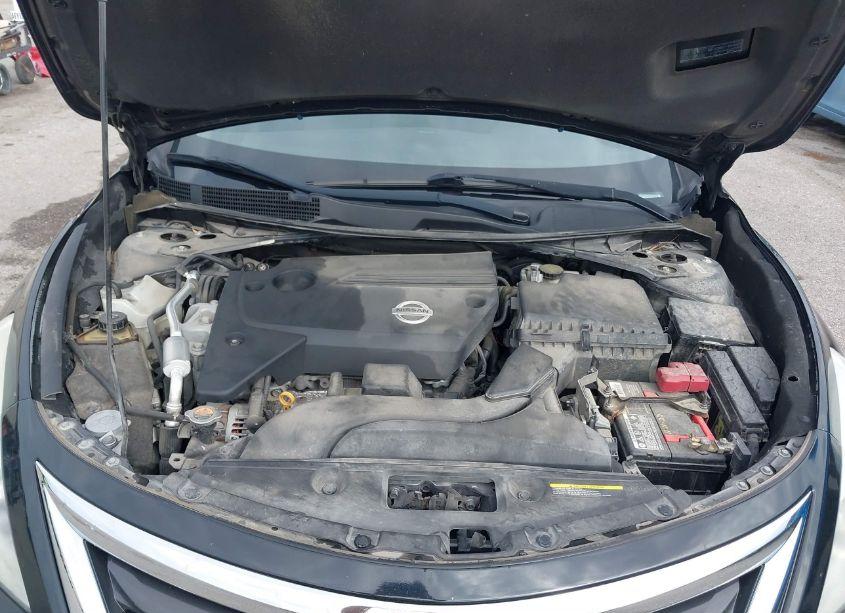 Photo 10 of 2015 Nissan Altima 2.5 SL (VIN 1N4AL3AP9FN887897)