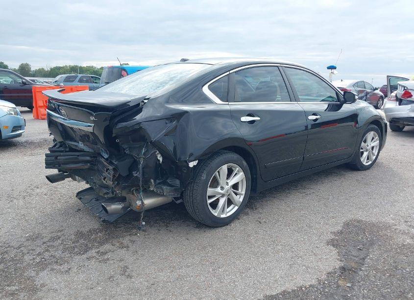 Photo 4 of 2015 Nissan Altima 2.5 SL (VIN 1N4AL3AP9FN887897)
