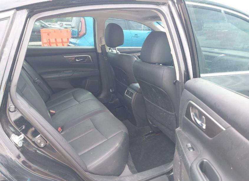 Photo 8 of 2015 Nissan Altima 2.5 SL (VIN 1N4AL3AP9FN887897)