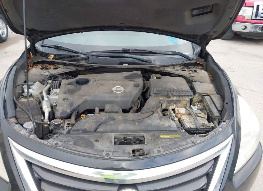 Photo 10 of 2015 Nissan Altima 2.5 S (VIN 1N4AL3AP9FN897491)