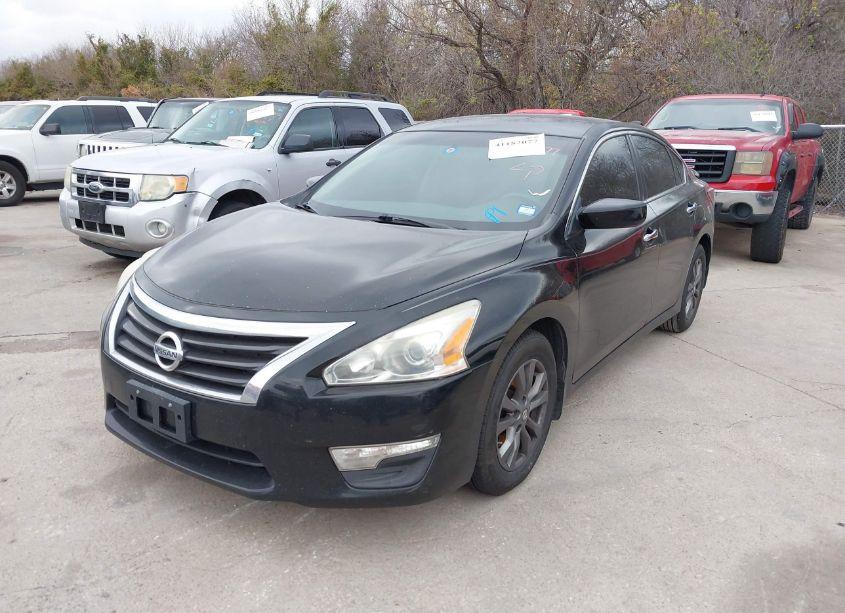 Photo 2 of 2015 Nissan Altima 2.5 S (VIN 1N4AL3AP9FN897491)