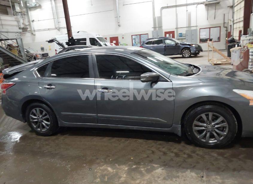 Photo 13 of 2015 Nissan Altima 2.5/S/SV/SL (VIN 1N4AL3AP9FN908800)