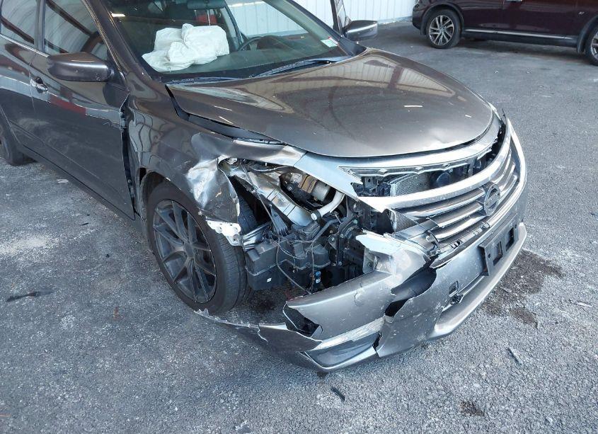 Photo 6 of 2015 Nissan Altima 2.5 S (VIN 1N4AL3AP9FN910112)