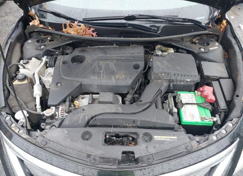 Photo 10 of 2015 Nissan Altima 2.5 S (VIN 1N4AL3AP9FN919702)