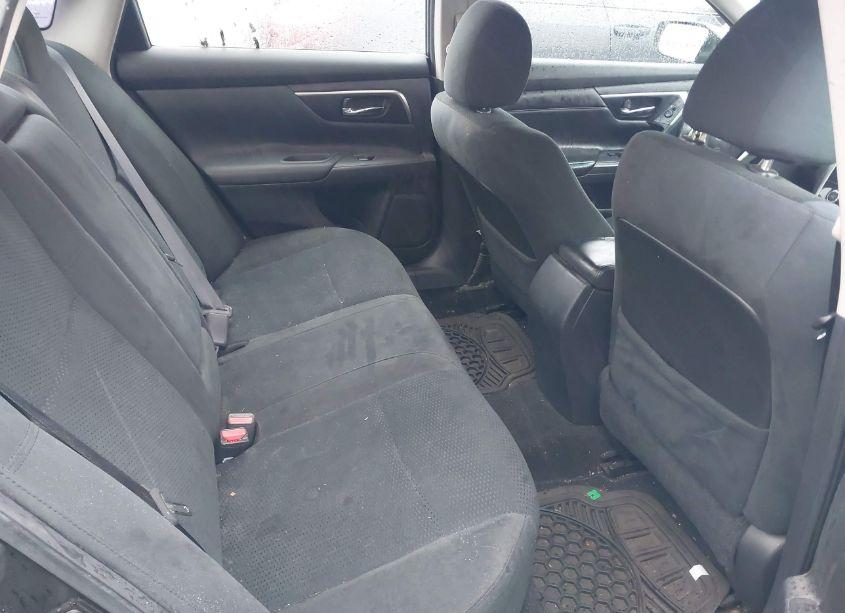 Photo 8 of 2015 Nissan Altima 2.5 S (VIN 1N4AL3AP9FN919702)