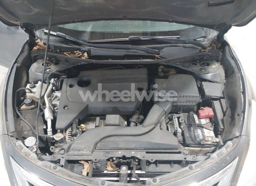 Photo 10 of 2015 Nissan Altima 2.5 S (VIN 1N4AL3AP9FN920672)