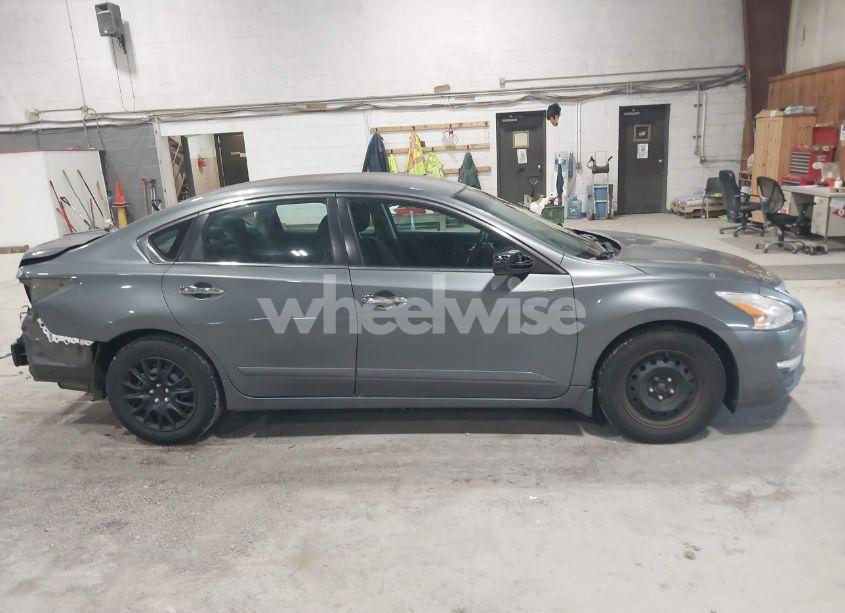 Photo 14 of 2015 Nissan Altima 2.5 S (VIN 1N4AL3AP9FN920672)