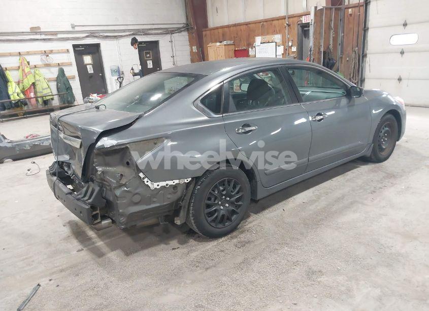 Photo 4 of 2015 Nissan Altima 2.5 S (VIN 1N4AL3AP9FN920672)
