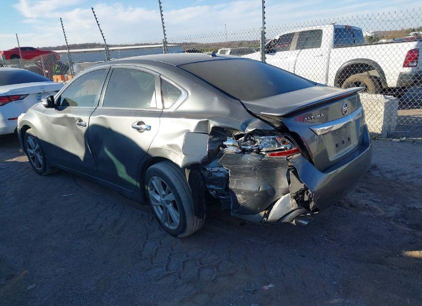 Photo 3 of 2015 Nissan Altima 2.5 SL (VIN 1N4AL3AP9FN922079)