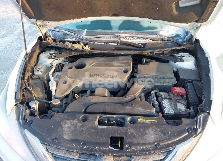 Photo 10 of 2016 Nissan Altima 2.5/2.5 S/2.5 SL/2.5 SR/2.5 SV (VIN 1N4AL3AP9GC110505)