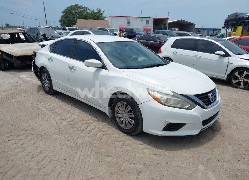 2016 Nissan Altima 2.5 S (VIN 1N4AL3AP9GC115803) main photo