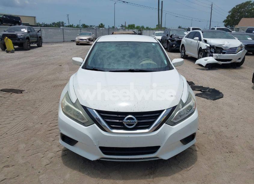 Photo 12 of 2016 Nissan Altima 2.5 S (VIN 1N4AL3AP9GC115803)